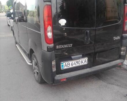 Черный Рено Трафик, объемом двигателя 2 л и пробегом 350 тыс. км за 8000 $, фото 1 на Automoto.ua