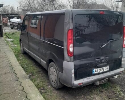 Черный Рено Трафик, объемом двигателя 2 л и пробегом 240 тыс. км за 8800 $, фото 1 на Automoto.ua