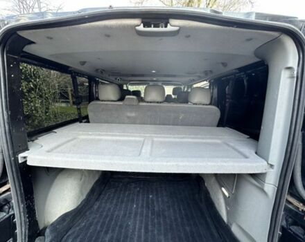 Черный Рено Трафик, объемом двигателя 2.5 л и пробегом 347 тыс. км за 6900 $, фото 7 на Automoto.ua