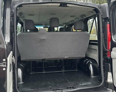 Чорний Рено Трафік, об'ємом двигуна 2 л та пробігом 328 тис. км за 11800 $, фото 16 на Automoto.ua