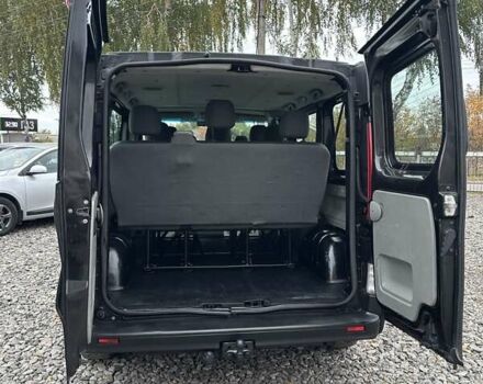 Чорний Рено Трафік, об'ємом двигуна 2 л та пробігом 328 тис. км за 11800 $, фото 6 на Automoto.ua