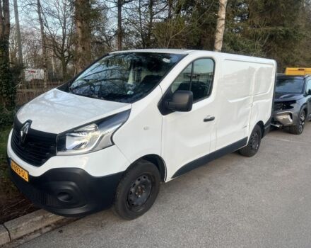 Рено Трафик 2008 в Львове на Automoto.ua Черный Рено Трафик, объемом двигателя 2 л и пробегом 275 тыс. км за 4196 $, фото 4 на Automoto.ua