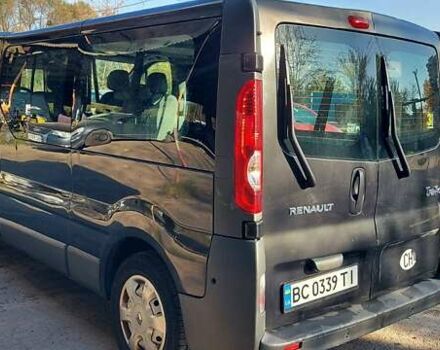 Черный Рено Трафик, объемом двигателя 2.5 л и пробегом 184 тыс. км за 12500 $, фото 1 на Automoto.ua