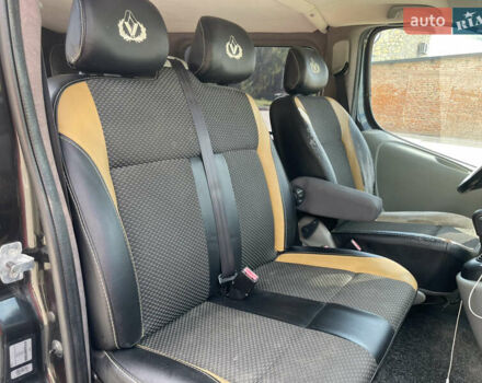 Черный Рено Трафик, объемом двигателя 2.46 л и пробегом 250 тыс. км за 11200 $, фото 9 на Automoto.ua