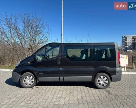 Черный Рено Трафик, объемом двигателя 2 л и пробегом 250 тыс. км за 12800 $, фото 4 на Automoto.ua