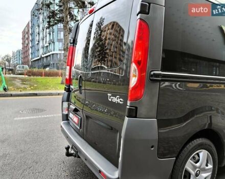Чорний Рено Трафік, об'ємом двигуна 2 л та пробігом 347 тис. км за 8990 $, фото 16 на Automoto.ua