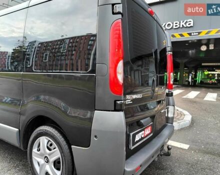 Чорний Рено Трафік, об'ємом двигуна 2 л та пробігом 347 тис. км за 8990 $, фото 10 на Automoto.ua