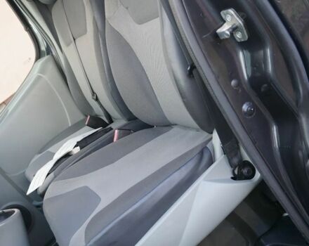 Черный Рено Трафик, объемом двигателя 2 л и пробегом 192 тыс. км за 8200 $, фото 12 на Automoto.ua