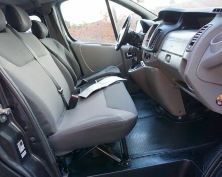 Черный Рено Трафик, объемом двигателя 2 л и пробегом 192 тыс. км за 8200 $, фото 19 на Automoto.ua