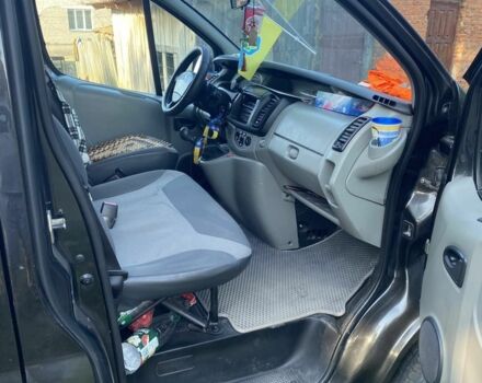 Чорний Рено Трафік, об'ємом двигуна 2 л та пробігом 360 тис. км за 9700 $, фото 1 на Automoto.ua