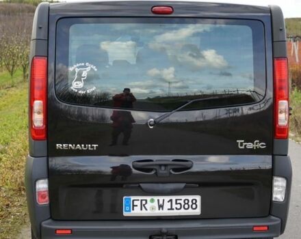 Черный Рено Трафик, объемом двигателя 2 л и пробегом 192 тыс. км за 8200 $, фото 7 на Automoto.ua