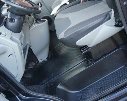 Черный Рено Трафик, объемом двигателя 2 л и пробегом 192 тыс. км за 8200 $, фото 10 на Automoto.ua