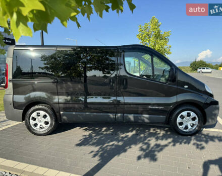 Черный Рено Трафик, объемом двигателя 2 л и пробегом 290 тыс. км за 11950 $, фото 3 на Automoto.ua