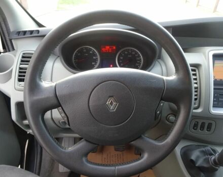 Рено Трафик 2011 в Николаеве на Automoto.ua Черный Рено Трафик, объемом двигателя 2 л и пробегом 256 тыс. км за 8200 $, фото 18 на Automoto.ua