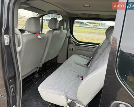 Черный Рено Трафик, объемом двигателя 2 л и пробегом 230 тыс. км за 13800 $, фото 11 на Automoto.ua