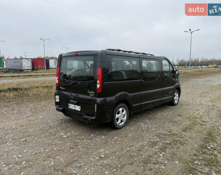 Черный Рено Трафик, объемом двигателя 2 л и пробегом 230 тыс. км за 13800 $, фото 4 на Automoto.ua