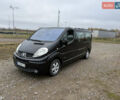 Черный Рено Трафик, объемом двигателя 2 л и пробегом 230 тыс. км за 13800 $, фото 1 на Automoto.ua
