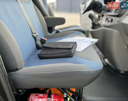 Черный Рено Трафик, объемом двигателя 2 л и пробегом 159 тыс. км за 15100 $, фото 54 на Automoto.ua