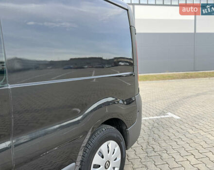 Чорний Рено Трафік, об'ємом двигуна 2 л та пробігом 159 тис. км за 13900 $, фото 24 на Automoto.ua