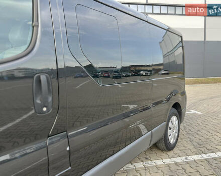 Черный Рено Трафик, объемом двигателя 2 л и пробегом 159 тыс. км за 15100 $, фото 23 на Automoto.ua