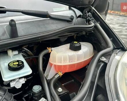 Черный Рено Трафик, объемом двигателя 2 л и пробегом 237 тыс. км за 13600 $, фото 21 на Automoto.ua