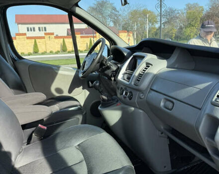 Черный Рено Трафик, объемом двигателя 2.5 л и пробегом 216 тыс. км за 16900 $, фото 32 на Automoto.ua