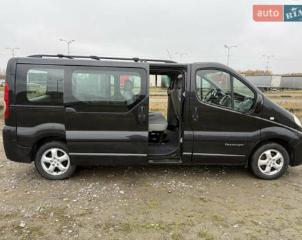 Черный Рено Трафик, объемом двигателя 2 л и пробегом 230 тыс. км за 13800 $, фото 9 на Automoto.ua