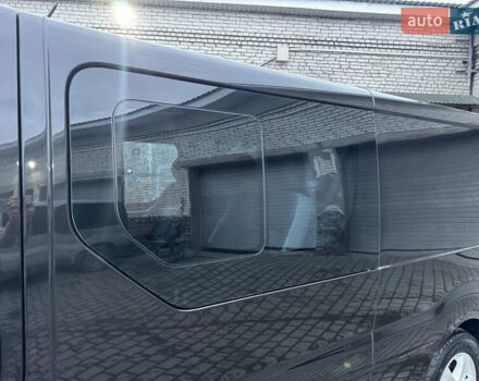 Черный Рено Трафик, объемом двигателя 2 л и пробегом 285 тыс. км за 14999 $, фото 8 на Automoto.ua