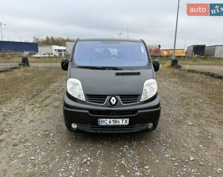 Черный Рено Трафик, объемом двигателя 2 л и пробегом 230 тыс. км за 13800 $, фото 2 на Automoto.ua