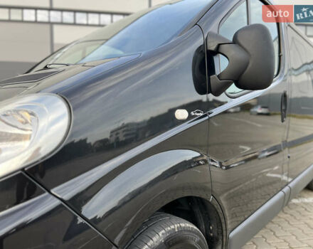 Черный Рено Трафик, объемом двигателя 2 л и пробегом 159 тыс. км за 15100 $, фото 21 на Automoto.ua