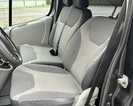 Черный Рено Трафик, объемом двигателя 2 л и пробегом 276 тыс. км за 12800 $, фото 10 на Automoto.ua