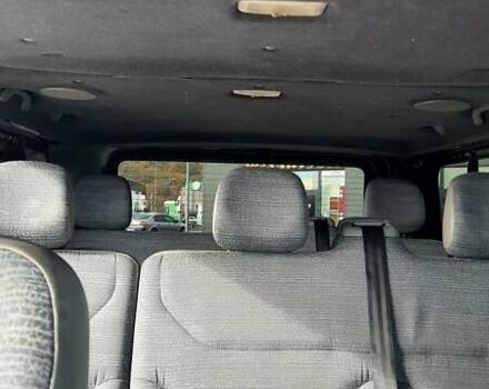 Черный Рено Трафик, объемом двигателя 2 л и пробегом 165 тыс. км за 15473 $, фото 6 на Automoto.ua