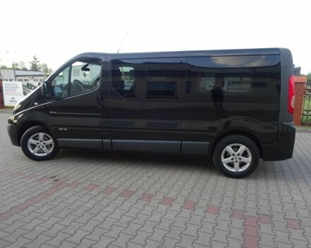 Рено Трафик 2011 в Николаеве на Automoto.ua Черный Рено Трафик, объемом двигателя 2 л и пробегом 256 тыс. км за 8200 $, фото 4 на Automoto.ua