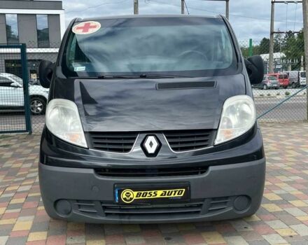 Черный Рено Трафик, объемом двигателя 2 л и пробегом 280 тыс. км за 9800 $, фото 1 на Automoto.ua