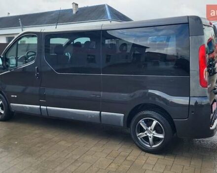 Чорний Рено Трафік, об'ємом двигуна 2 л та пробігом 320 тис. км за 13500 $, фото 3 на Automoto.ua