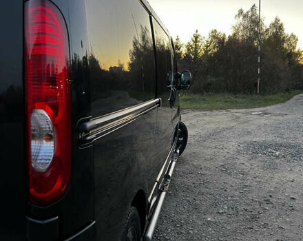 Чорний Рено Трафік, об'ємом двигуна 2 л та пробігом 270 тис. км за 15699 $, фото 4 на Automoto.ua