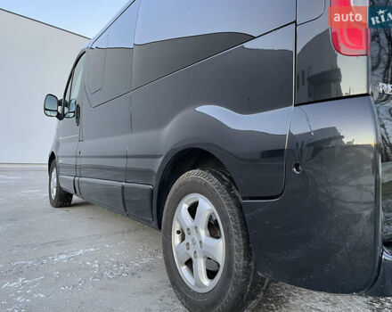Черный Рено Трафик, объемом двигателя 2 л и пробегом 201 тыс. км за 17900 $, фото 20 на Automoto.ua