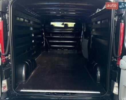 Чорний Рено Трафік, об'ємом двигуна 2 л та пробігом 301 тис. км за 12700 $, фото 20 на Automoto.ua