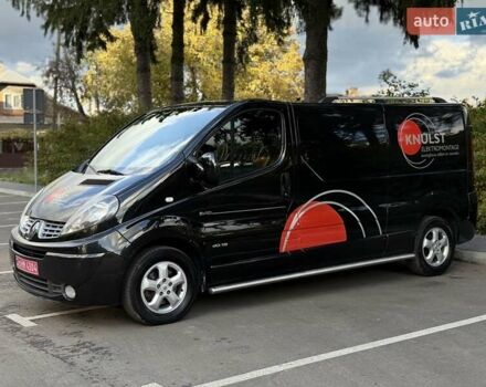 Чорний Рено Трафік, об'ємом двигуна 2 л та пробігом 301 тис. км за 12700 $, фото 10 на Automoto.ua
