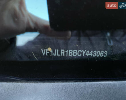 Черный Рено Трафик, объемом двигателя 2 л и пробегом 201 тыс. км за 17900 $, фото 14 на Automoto.ua