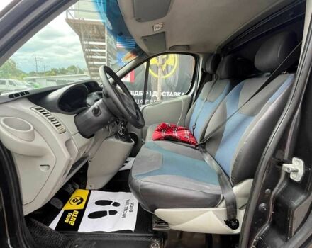 Черный Рено Трафик, объемом двигателя 2 л и пробегом 280 тыс. км за 9800 $, фото 8 на Automoto.ua