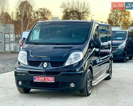 Черный Рено Трафик, объемом двигателя 2 л и пробегом 240 тыс. км за 14499 $, фото 4 на Automoto.ua