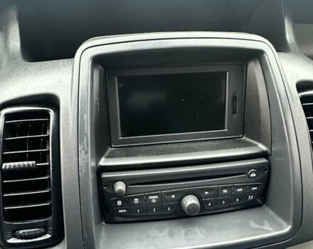 Черный Рено Трафик, объемом двигателя 2 л и пробегом 293 тыс. км за 12500 $, фото 27 на Automoto.ua