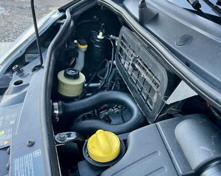 Черный Рено Трафик, объемом двигателя 2 л и пробегом 240 тыс. км за 14499 $, фото 60 на Automoto.ua