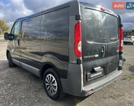 Черный Рено Трафик, объемом двигателя 2 л и пробегом 463 тыс. км за 8700 $, фото 2 на Automoto.ua