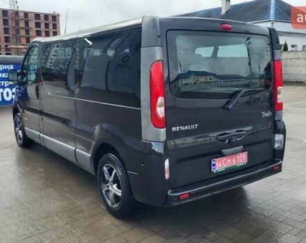 Чорний Рено Трафік, об'ємом двигуна 2 л та пробігом 320 тис. км за 13500 $, фото 1 на Automoto.ua