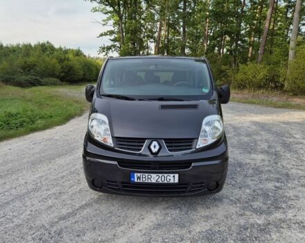 Черный Рено Трафик, объемом двигателя 2 л и пробегом 231 тыс. км за 8300 $, фото 1 на Automoto.ua