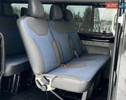 Чорний Рено Трафік, об'ємом двигуна 2 л та пробігом 328 тис. км за 13850 $, фото 64 на Automoto.ua