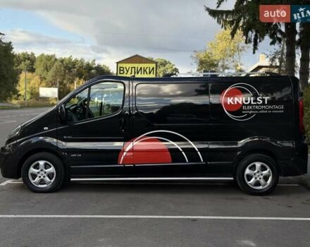 Чорний Рено Трафік, об'ємом двигуна 2 л та пробігом 301 тис. км за 12700 $, фото 1 на Automoto.ua