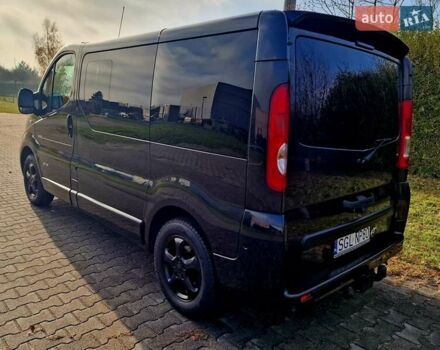 Чорний Рено Трафік, об'ємом двигуна 2 л та пробігом 176 тис. км за 11500 $, фото 4 на Automoto.ua